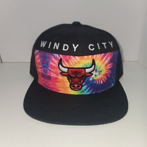 Mitchell & Ness Windy‎ City Chicago Bulls Tie-Dye Snapback